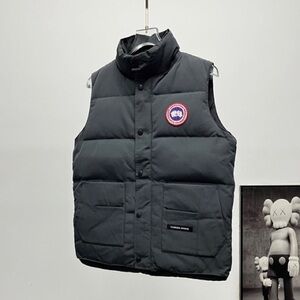 Canada Goose Men's Dark Gray Puffer Vest